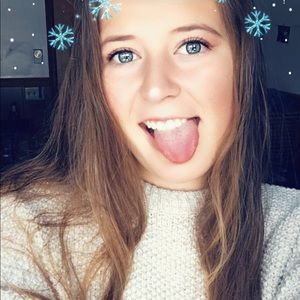 Meet your Posher, Kara